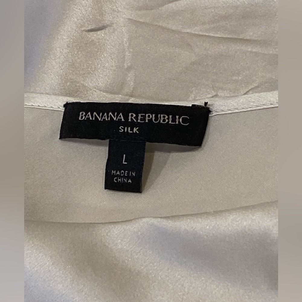 Banana Republic Silk cascading soft grey Women's Camisole Top EUC large - Picture 4 of 8